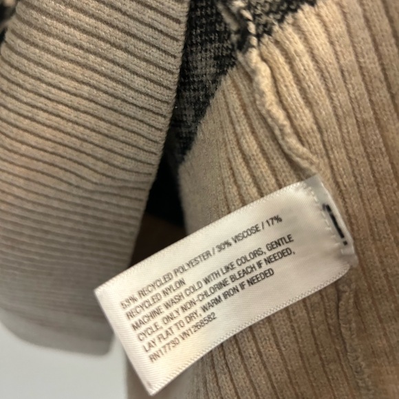 A New Day Checkered Cardigan XL - Picture 5 of 5